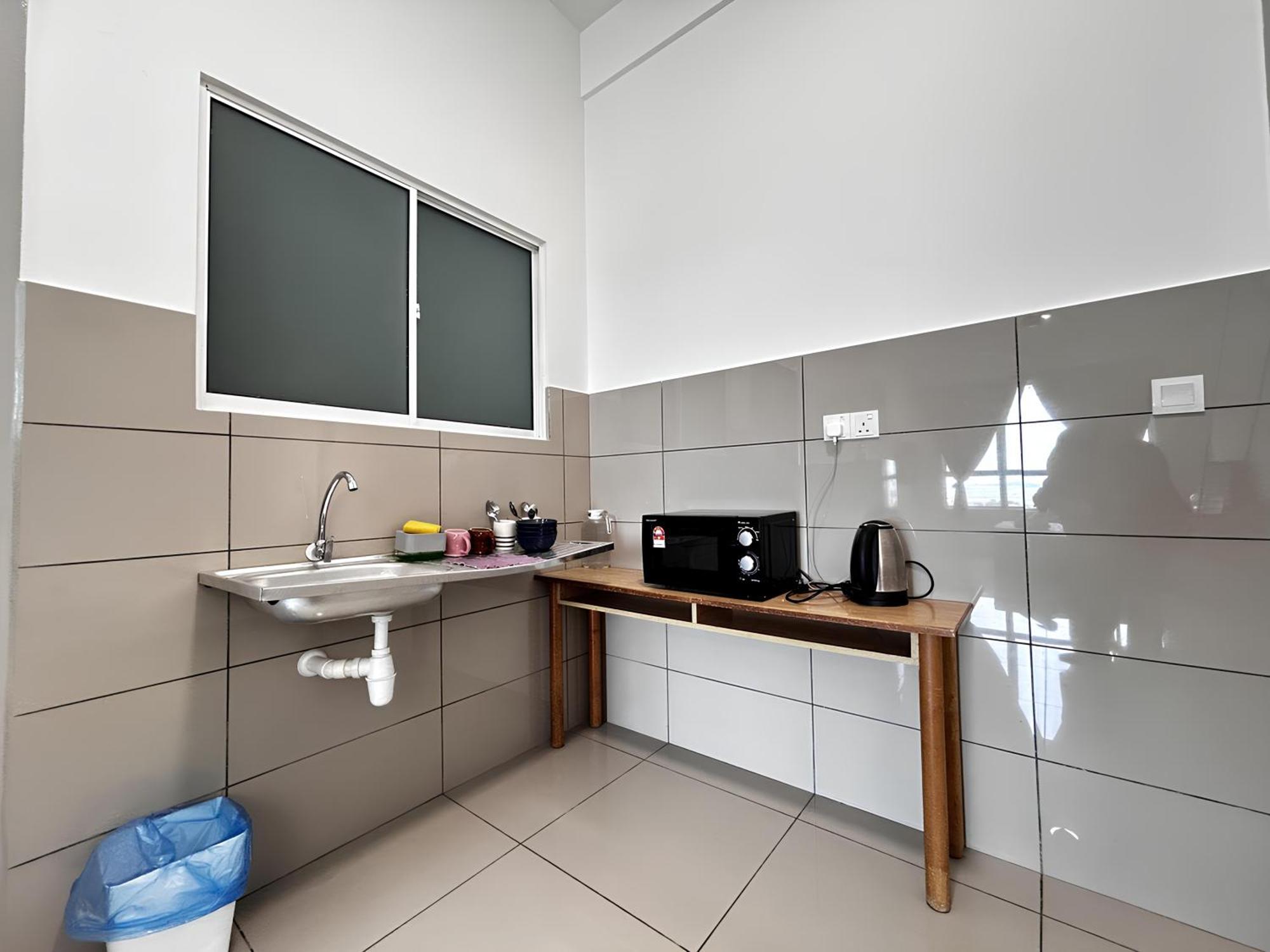 Ambercove - Pool /sea View - 4~6pax Apartment *